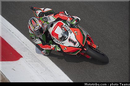 sbk_biaggi_6_italie_monza_2011.jpg