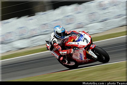 sbk_checa_12_italie_monza_2011.jpg