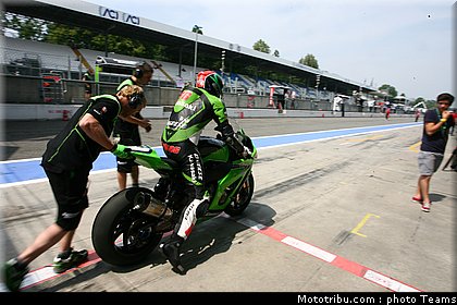 sbk_sykes_8_italie_monza_2011.jpg
