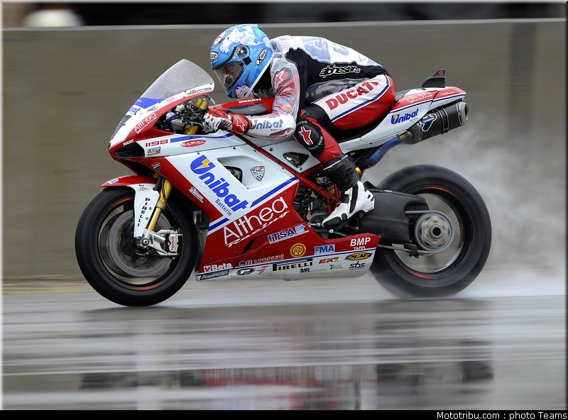 sbk_checa_05_usa_2011