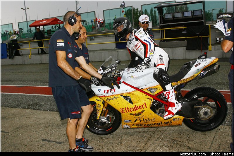 sbk_guintoli_2_san_marin_misano_2011