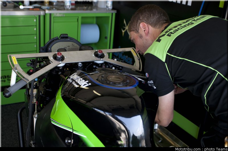 sbk_kawasaki_7_san_marin_misano_2011