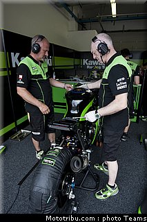 sbk_kawasaki_1_san_marin_misano_2011.jpg