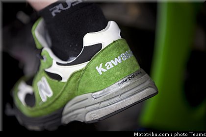 sbk_kawasaki_4_san_marin_misano_2011.jpg