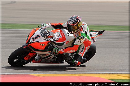 sbk_biaggi_10_espagne_aragon_2011.jpg