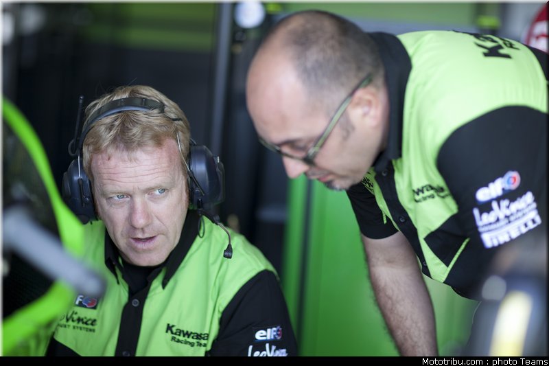 sbk_kawasaki_3_espagne_aragon_2011