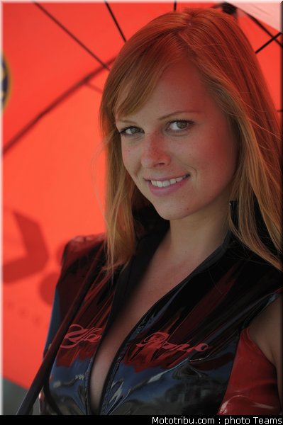 sbk_pitbabes_09_espagne_aragon_2011