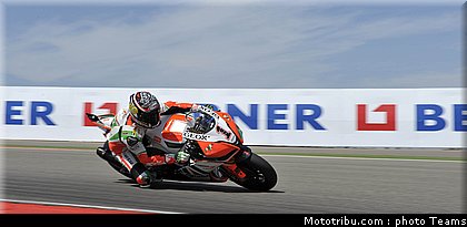 sbk_biaggi_4_espagne_aragon_2011.jpg