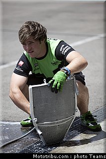 sbk_kawasaki_5_espagne_aragon_2011.jpg