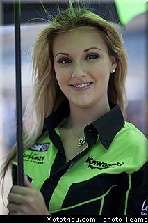 sbk_pitbabes_23_espagne_aragon_2011.jpg