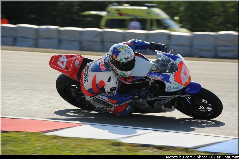 1000stk_la_marra_006_republique_tcheque_brno_2011