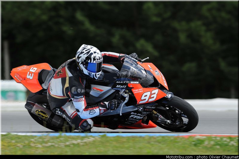 1000stk_lussiana_004_republique_tcheque_brno_2011