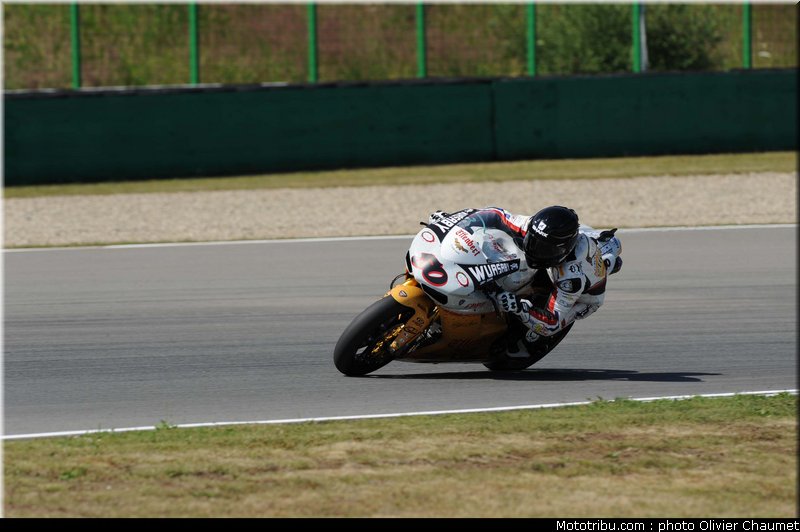 sbk_guintoli_009_republique_tcheque_brno_2011