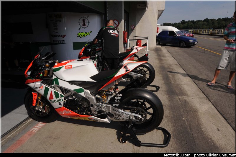 sbk_paddock_020_republique_tcheque_brno_2011