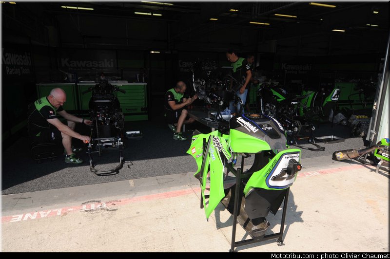 sbk_paddock_031_republique_tcheque_brno_2011