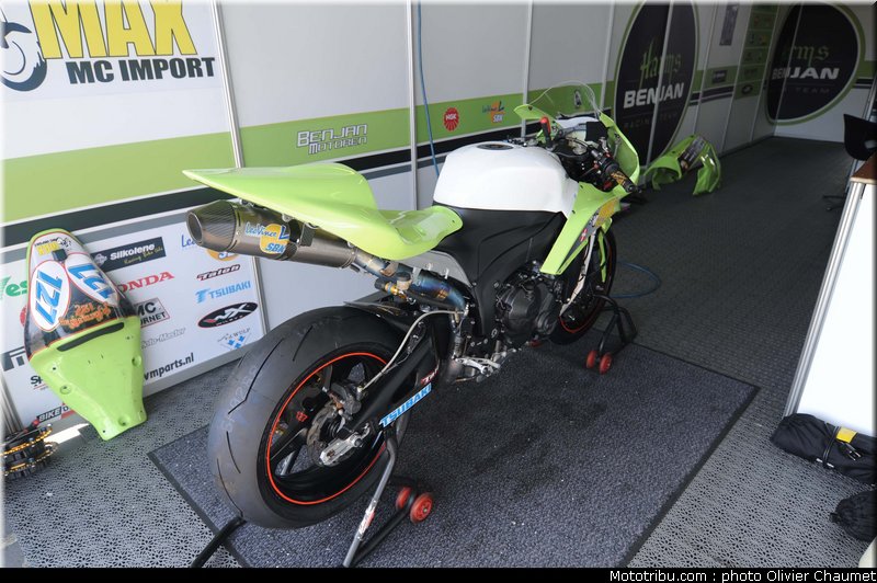 sbk_paddock_057_republique_tcheque_brno_2011