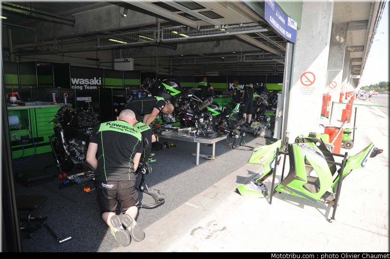sbk_paddock_060_republique_tcheque_brno_2011