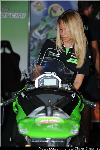 sbk_paddock_113_republique_tcheque_brno_2011