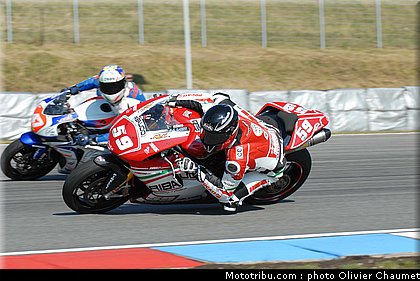 1000stk_001_republique_tcheque_brno_2011.jpg