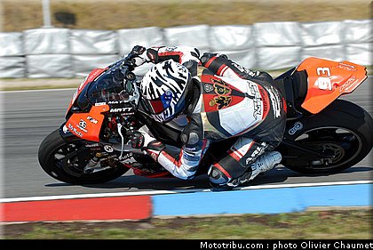 1000stk_lussiana_002_republique_tcheque_brno_2011.jpg