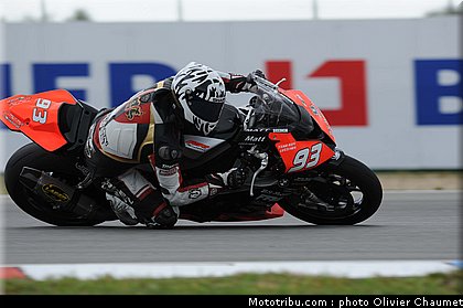 1000stk_lussiana_008_republique_tcheque_brno_2011.jpg