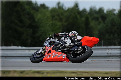 1000stk_lussiana_015_republique_tcheque_brno_2011.jpg