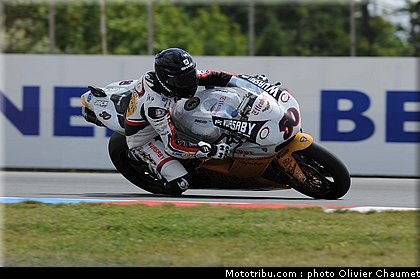 sbk_guintoli_002_republique_tcheque_brno_2011.jpg