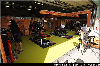 sbk_paddock_036_republique_tcheque_brno_2011.jpg