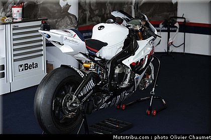 sbk_paddock_070_republique_tcheque_brno_2011.jpg