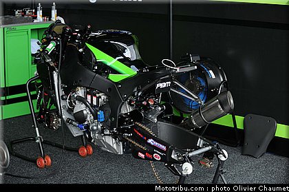 sbk_paddock_076_republique_tcheque_brno_2011.jpg
