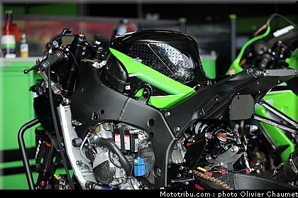 sbk_paddock_080_republique_tcheque_brno_2011.jpg