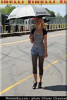 sbk_pitbabe_048_republique_tcheque_brno_2011.jpg