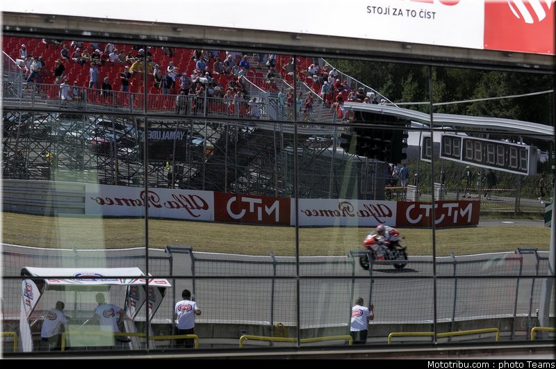 sbk_ambiance_003_republique_tcheque_brno_2011