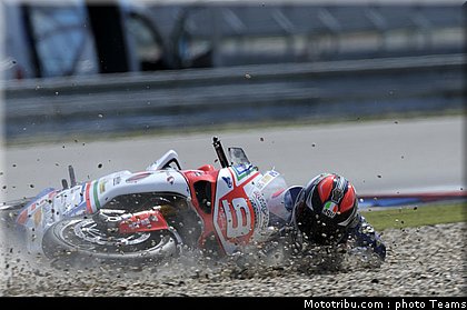 1000stk_petrucci_003_republique_tcheque_brno_2011.jpg
