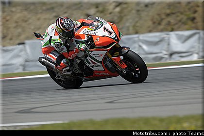 sbk_biaggi_008_republique_tcheque_brno_2011.jpg