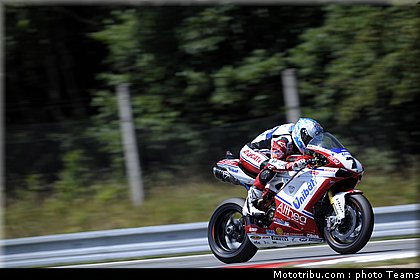 sbk_checa_012_republique_tcheque_brno_2011.jpg