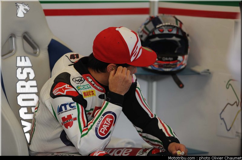 sbk_haga_002_angleterre_silverstone_2011