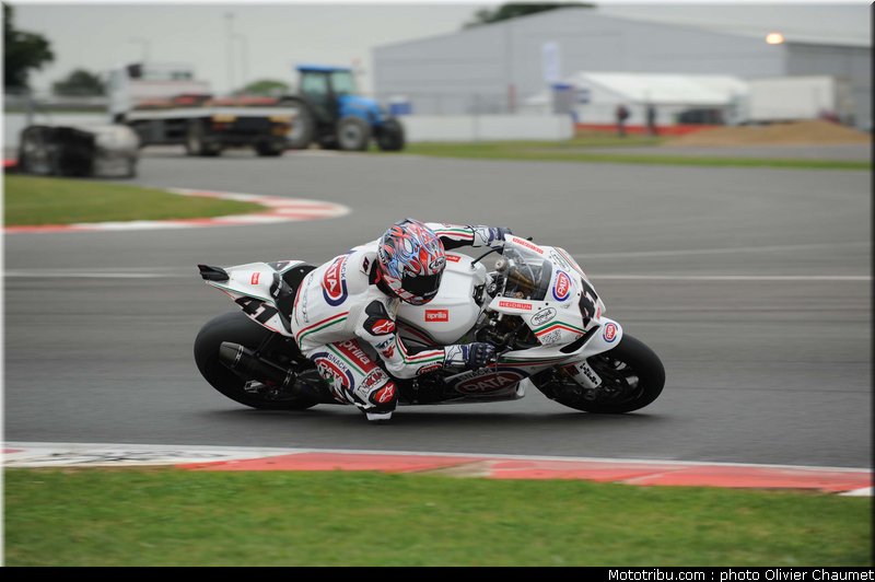 sbk_haga_006_angleterre_silverstone_2011