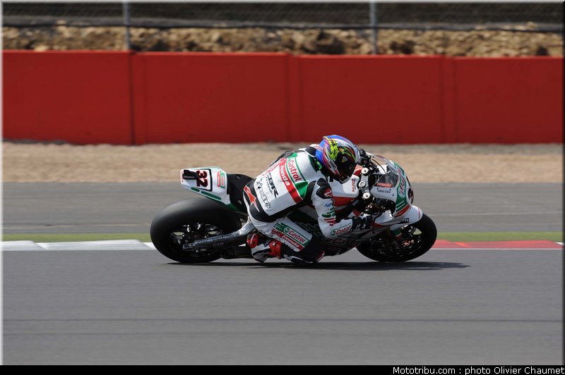 sbk_lai_003_angleterre_silverstone_2011