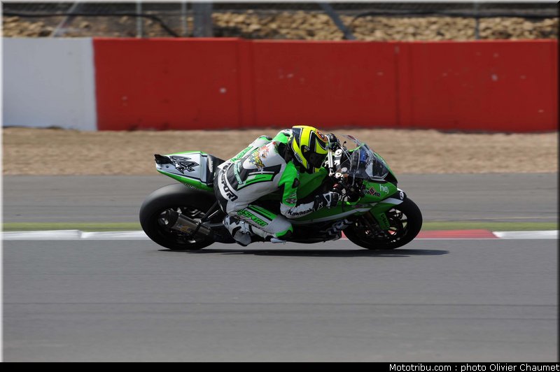sbk_rolfo_002_angleterre_silverstone_2011