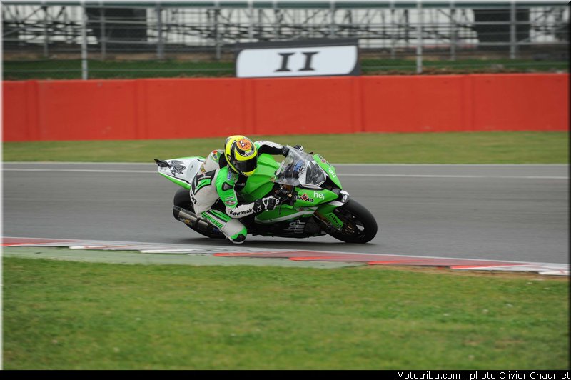 sbk_rolfo_006_angleterre_silverstone_2011