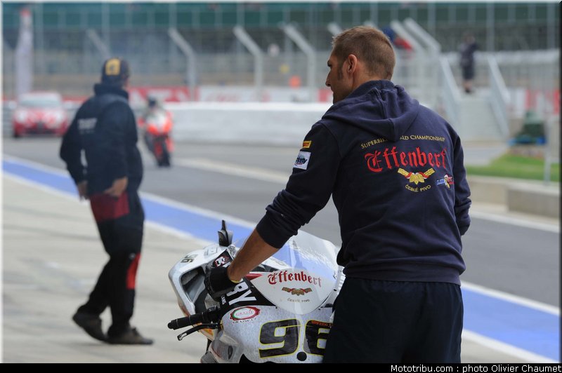 sbk_smrz_005_angleterre_silverstone_2011