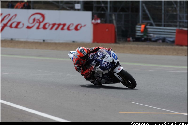 supersport_cheseaux_003_angleterre_silverstone_2011