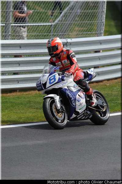 supersport_cheseaux_004_angleterre_silverstone_2011