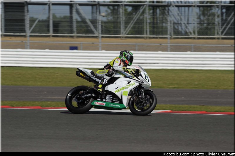 supersport_marino_001_angleterre_silverstone_2011