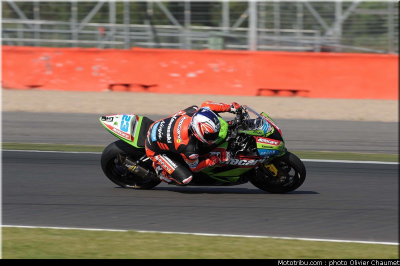 supersport_parkes_001_angleterre_silverstone_2011
