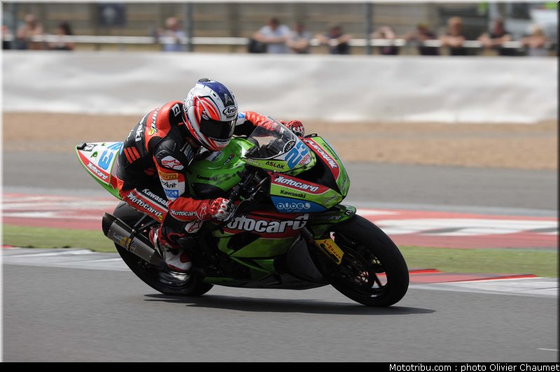 supersport_parkes_003_angleterre_silverstone_2011