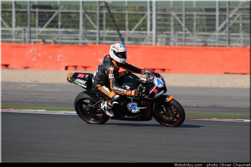 supersport_rea_002_angleterre_silverstone_2011