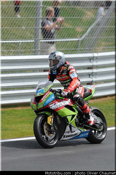 supersport_salom_004_angleterre_silverstone_2011