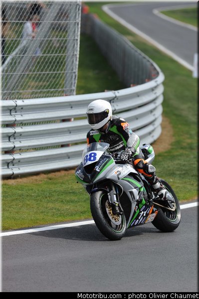 supersport_stapleford_005_angleterre_silverstone_2011